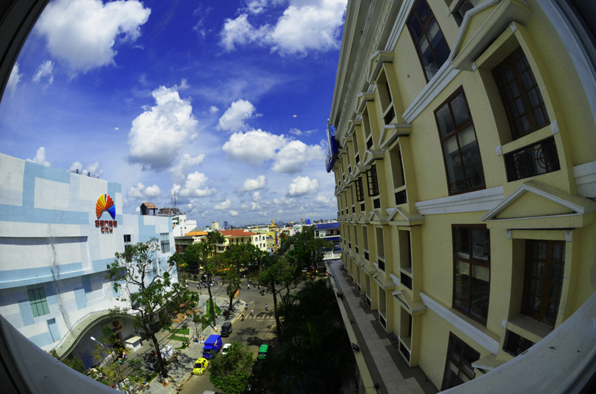 Madella Hotel Can Tho Exterior photo